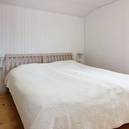 4 Star Holiday In * Hadsund